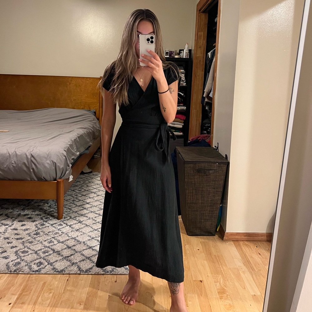 Marine Layer Emlyn Black Wrap Dress